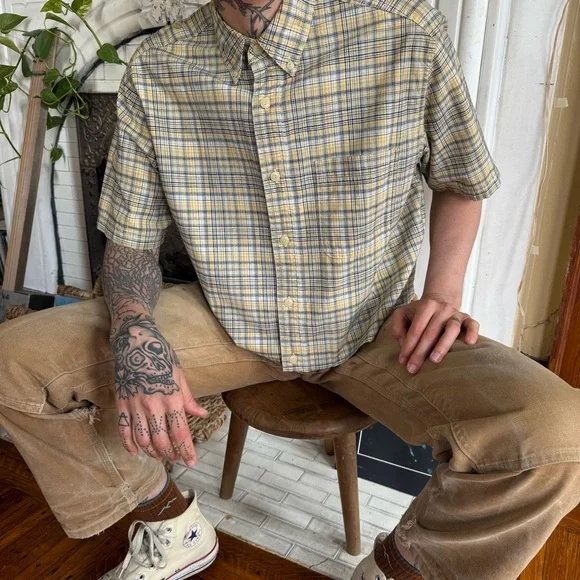 💀 SOLD 💀 Vintage 90s Cropped Boxy Yellow Plaid Short Sleeve Button Down ~ Size S - Picture 6 of 8